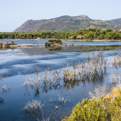 Veduta del lago Baratz